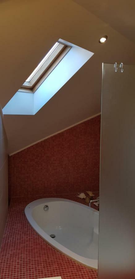 Exceptional Uzupis Bridge 3 Bedroom Apartment VNO Eksteriør bilde